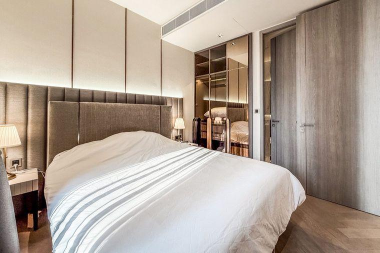 picture Sale at The Reserve Sathorn | Beautiful Unit, Fully Furnished, Ready to Move In, Prime Sathorn Location | Code DS2226 Line: @Dstay - 3/15