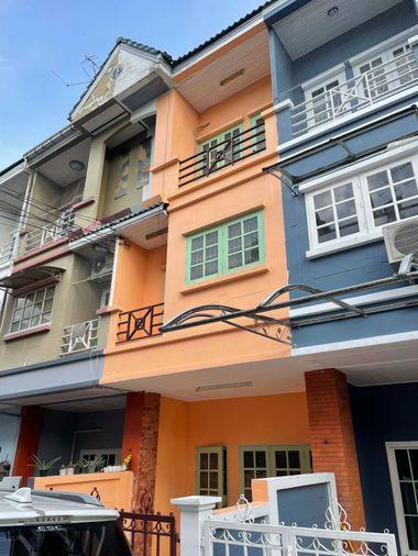 รูป ให้เช่าทาวน์โฮม 3 ชั้น ลาดพร้าว 87 เกตุนุติเชอมิเน่ ใกล้CDC พร้อมอยู่ ☎️0972161939 - รูปที่ 1/16