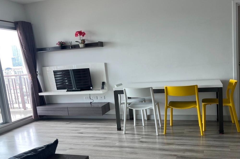 รูป สำหรับเช่า ! ชั้นสูง 17+, ทำเลดี, พร้อมที่จอดรถ fixed !  Code C20221200252....Centric Sathorn - St.Louis, 2 นอน, 2 น้ำ, แต่งครบ, พร้อมเข้าอยู่ 📣📣 - รูปที่ 2/10