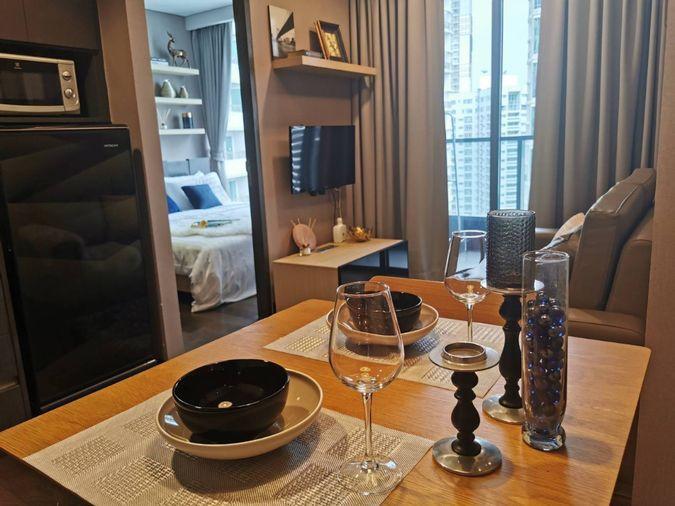 picture For rent The Lumpini 24, beautiful and luxurious room,ready to move in. Excellent price. Convenient transportation. I Code DS1703 Line : @Dstay - 6/6