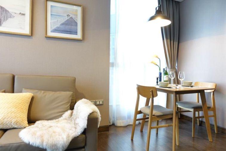 picture For rent The Lumpini 24, beautiful and luxurious room,ready to move in. Excellent price. Convenient transportation. I Code DS1703 Line : @Dstay - 4/6