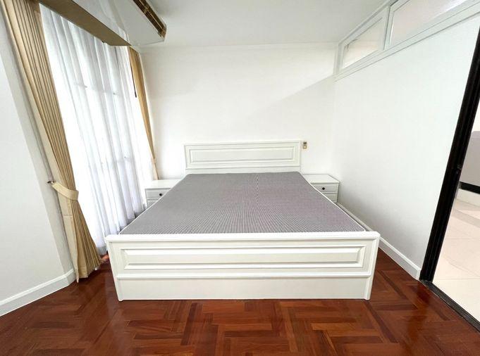 picture For Rent Supalai Place Sukhumvit 39 Spacious Unit in Prime Phrom Phong Area, Fully Furnished, Ready to Move In | Code DS2046 Line: @Dstay - 1/10