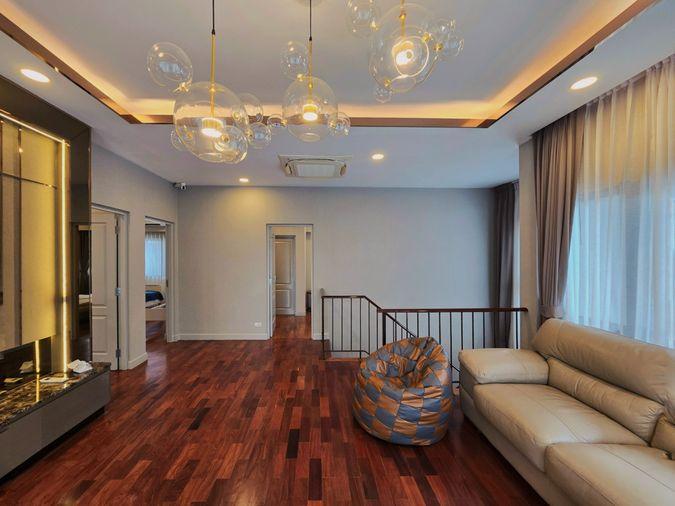 รูป ปรับราคาใหม่! ขายบ้านหรู แกรนด์ บางกอก บูเลอวาร์ด สาทร (Grand Bangkok Boulevard Sathorn) ถ.กัลปพฤกษ์ แปลงมุม 101.3 ตร.ว. แต่งครบ พร้อมอยู่ - รูปที่ 21/51