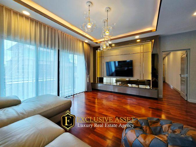 รูป ปรับราคาใหม่! ขายบ้านหรู แกรนด์ บางกอก บูเลอวาร์ด สาทร (Grand Bangkok Boulevard Sathorn) ถ.กัลปพฤกษ์ แปลงมุม 101.3 ตร.ว. แต่งครบ พร้อมอยู่ - รูปที่ 23/51