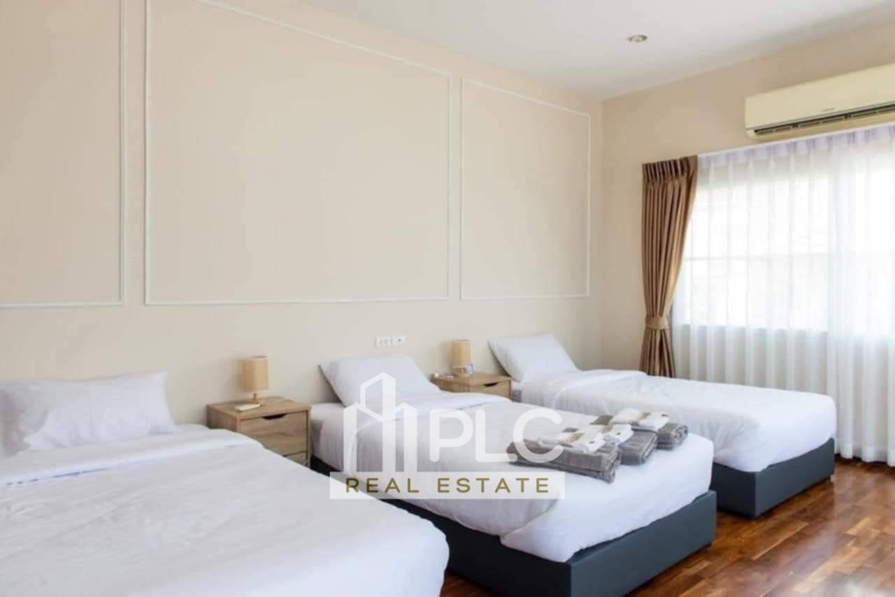 picture 4 Bedroom Pool Villa for Sale in East Pattaya - 7/11
