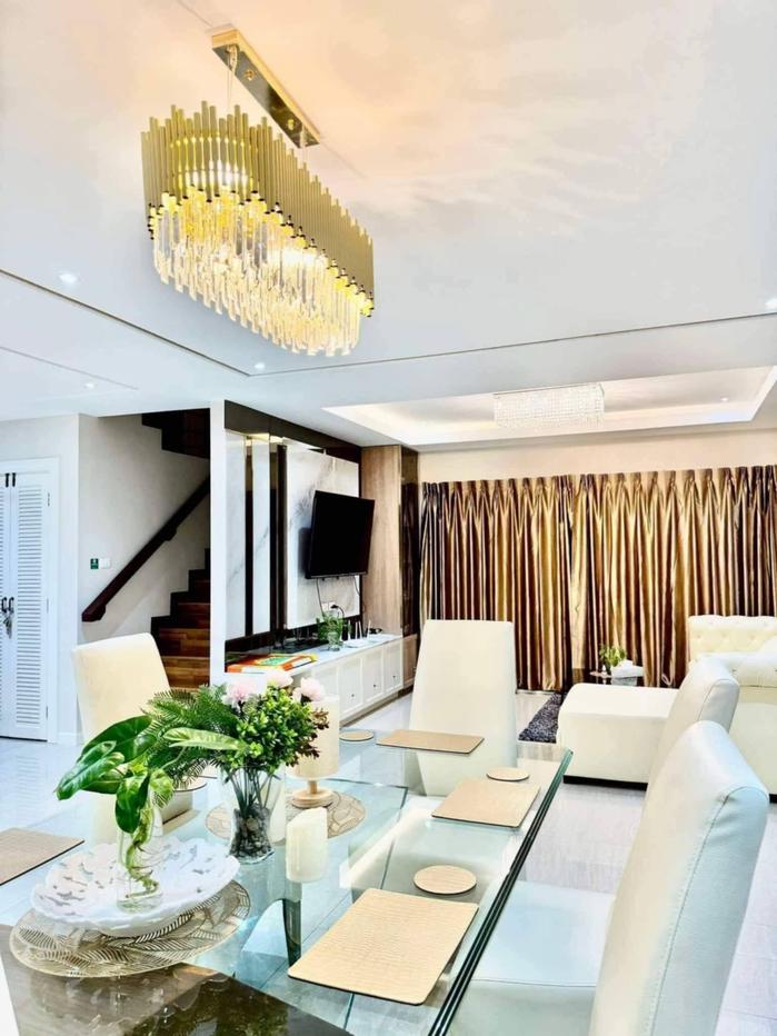picture 4 Bedroom Pool Villa for Sale in East Pattaya - 5/11