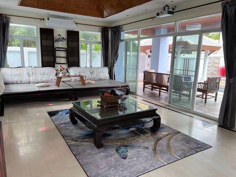 รูป Luxury Pool View Villa for sale in Pratamnak Hill - รูปที่ 6/11