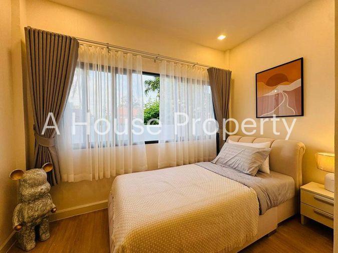 picture Pool villa for sale in Pattaya-Naklua, beachfront location. Beautiful house, close to the beach. - 14/17