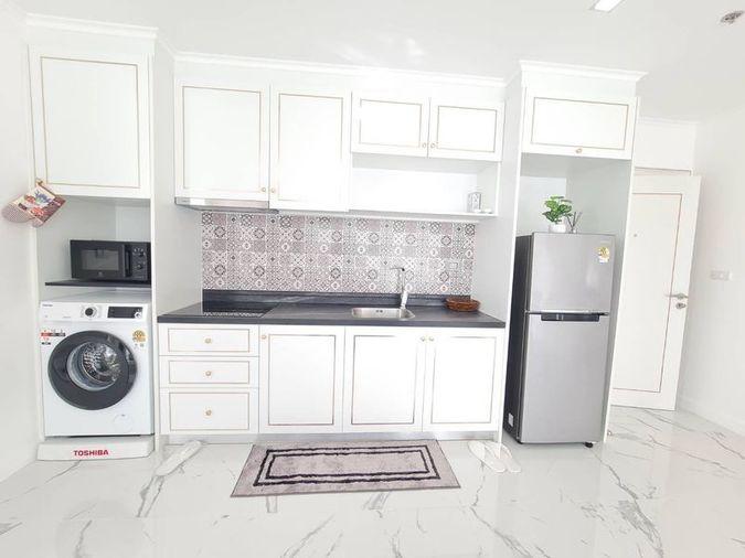 picture Condo for sale, The Empire Tower Pattaya. Beautiful unit, move in Ready. - 8/19