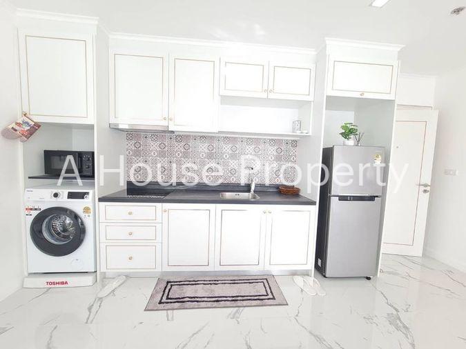 picture Condo for sale, The Empire Tower Pattaya. Beautiful unit, move in Ready. - 8/19