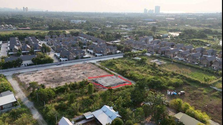 picture Beautiful land in a prime location in Mueang Subdistrict, Chonburi. Convenient transportation. - 3/5