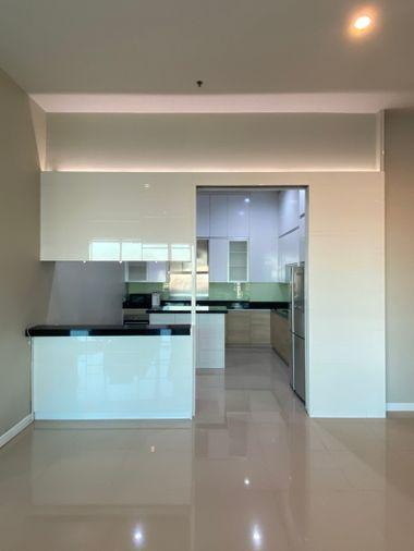 picture The circle. 3beds 176sqm. Line id: @pfagent - 4/14