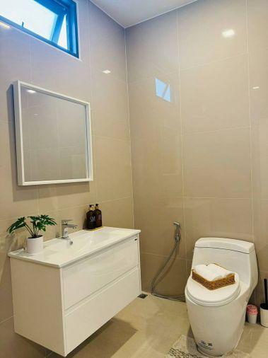 picture Pool villa for sale in Pattaya-Naklua, beachfront location. Beautiful house, close to the beach. - 13/17