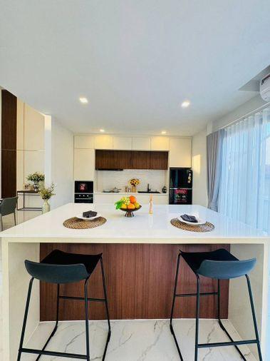 picture Pool villa for sale in Pattaya-Naklua, beachfront location. Beautiful house, close to the beach. - 5/17