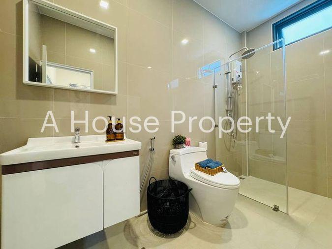 picture Pool villa for sale in Pattaya-Naklua, beachfront location. Beautiful house, close to the beach. - 15/17
