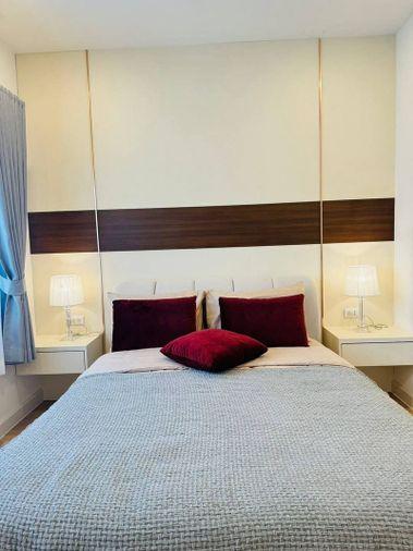 picture Pool villa for sale in Pattaya-Naklua, beachfront location. Beautiful house, close to the beach. - 10/17