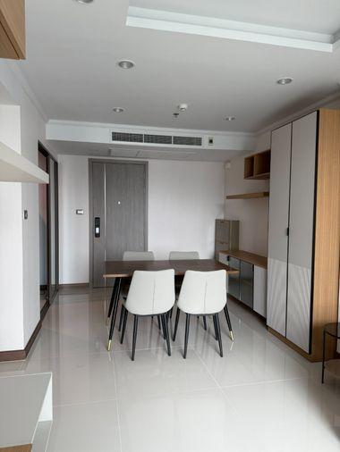 picture DT-9671  Supalai Oriental Sukhumvit 39, good location near BTS Phrom Phong.                                         - 6/11