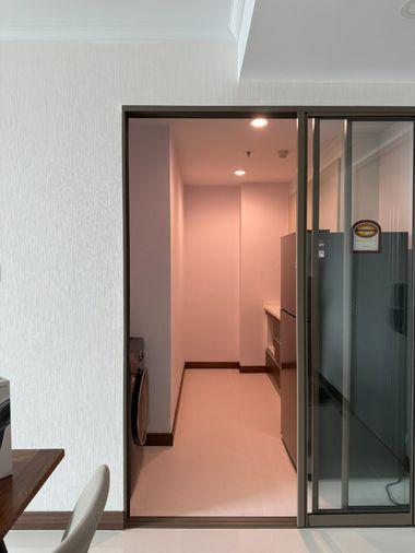 picture DT-9671  Supalai Oriental Sukhumvit 39, good location near BTS Phrom Phong.                                         - 9/13
