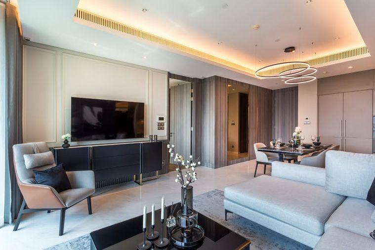 รูป 🏙️✨ Luxury Condo for Rent Next to Lumpini Park | Ultra Luxury Interior ✨🏙️ - รูปที่ 3/22