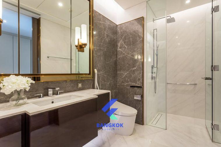 รูป 🏙️✨ Luxury Condo for Rent Next to Lumpini Park | Ultra Luxury Interior ✨🏙️ - รูปที่ 22/22