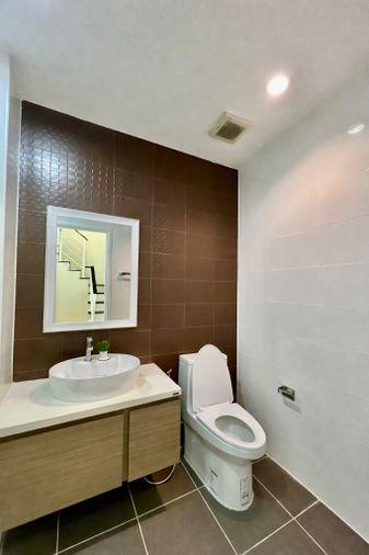 รูป ขายด่วน ราคาดีมาก ทาวน์โฮม 3 ชั้น รีโนเวทใหม่ PATIO ศรีนครินทร์–พระราม 9 ทำเลกรุงเทพกรีฑา - รูปที่ 15/38
