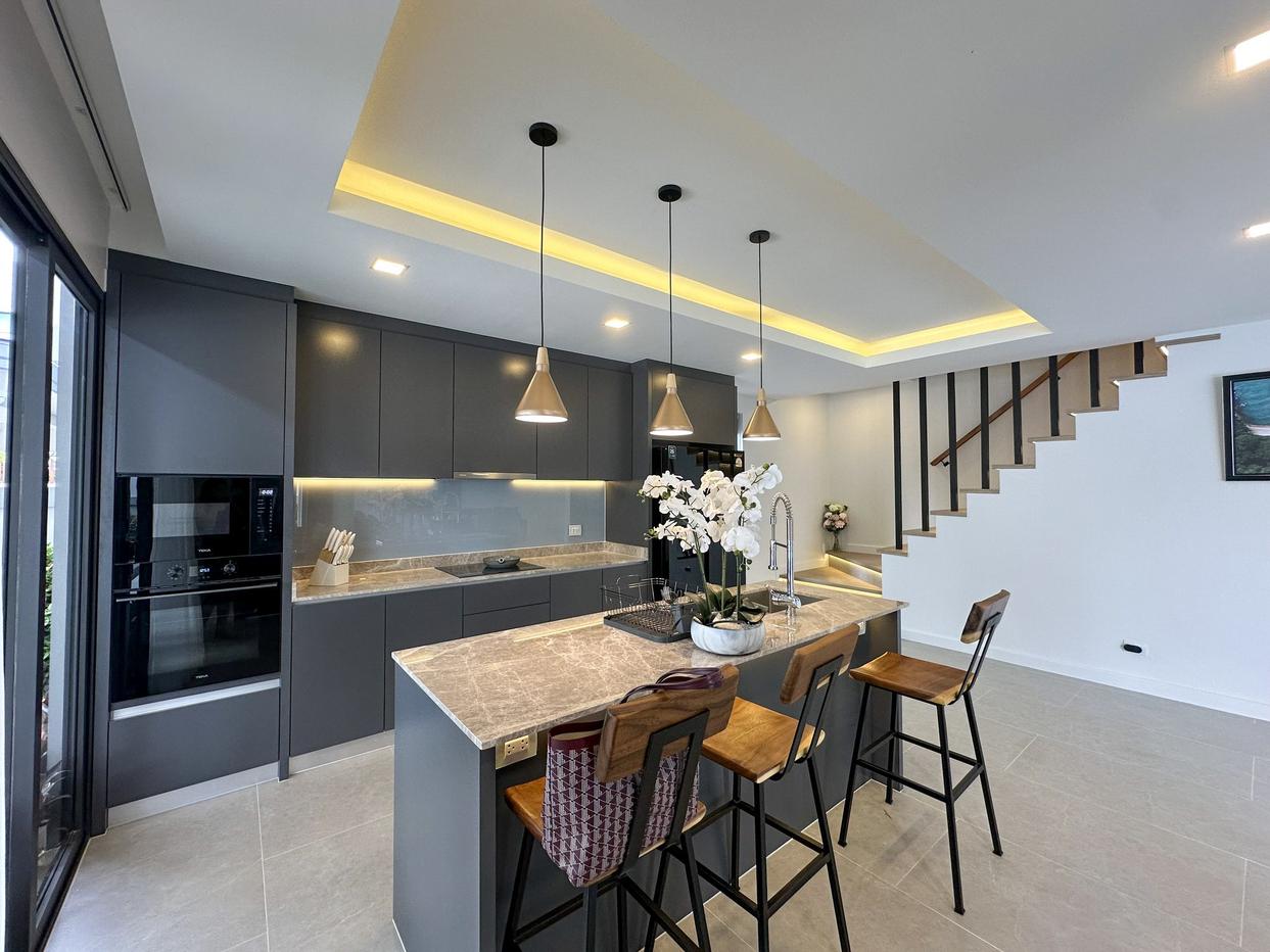 รูป 4 Bedroom Private Pool Villa for Sale Pattaya - รูปที่ 7/14