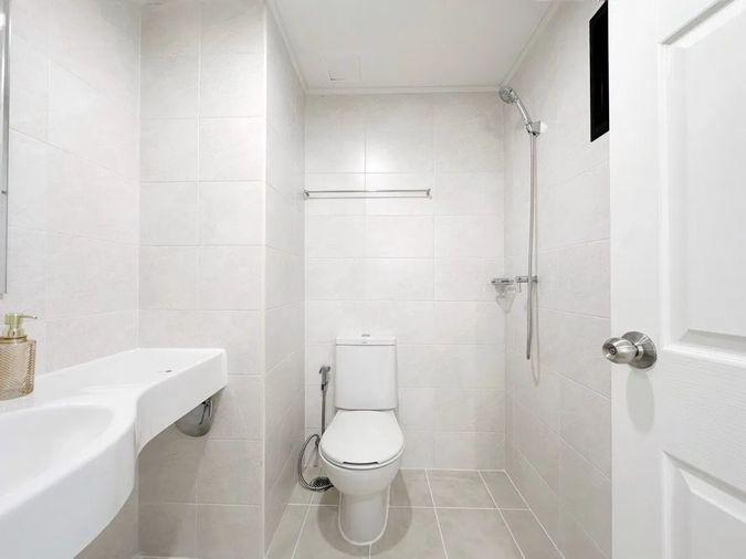 picture Lumpini Suite Rama VIII  For Rent - 12/22