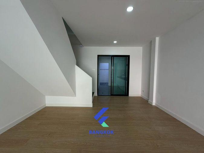 รูป 🏡✨ ขายทาวน์โฮม 2 ชั้น ย่านวัชรพล | ทำเลดี หลังตลาดถนอมมิตร ใกล้ทางด่วน ✨🏡 - รูปที่ 5/18