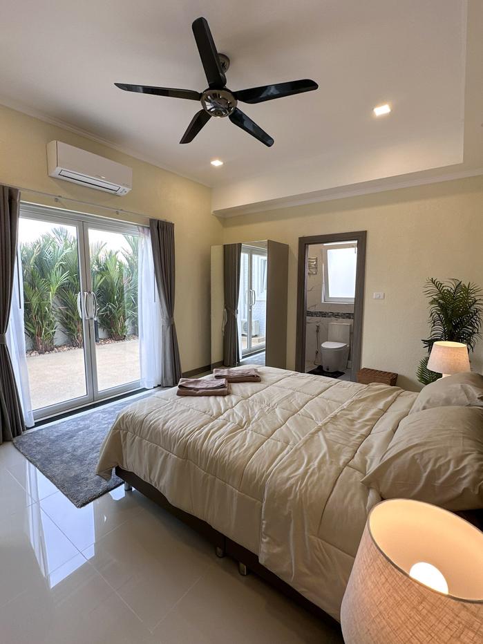 picture 5 Bedroom Luxury Pool Villa Mabprachan Lake Pattaya - 7/12