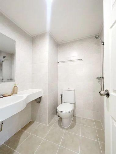 picture Lumpini Suite Rama VIII  For Rent - 9/22