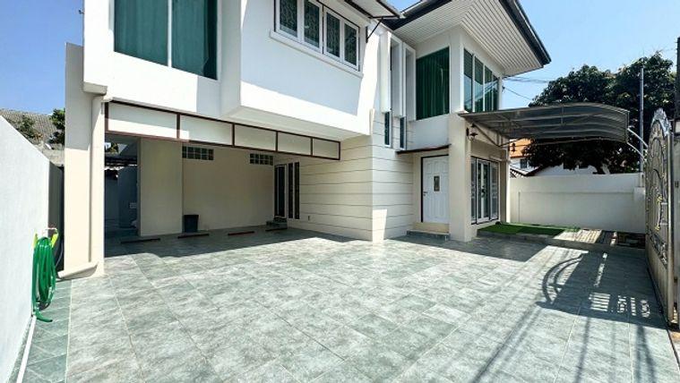 รูป ให้เช่าบ้านเดี่ยว 54 ตร.ว. พัฒนาการ 50 จอดรถ 6 คัน ใกล้ MRT หัวหมาก และทางด่วน - รูปที่ 3/15