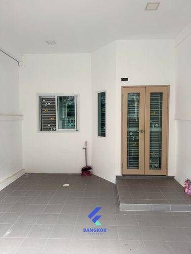 รูป 🏡✨ ขายทาวน์เฮาส์ 2 ชั้น ย่านบางบัวทอง | ใกล้ 🚇 MRT คลองบางไผ่ และ Central Westgate เดินทางสะดวก ✨🏡 - รูปที่ 8/18