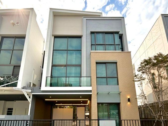 รูป ขายบ้านแฝด เอสทารา เฮเว่น พัฒนาการ 20 เนื้อที่ 42.90 ตร.ว. 220 ตร.ม. 3 ชั้น แต่งครบ พร้อมอยู่ ใกล้อ่อนนุช ทองหล่อ เอกมัย - รูปที่ 1/30