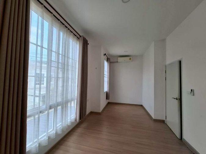 picture Two-story townhome for sale in Sena Viva Sriracha-Assumption housing estate, Chonburi. - 9/15
