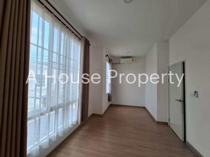 picture Two-story townhome for sale in Sena Viva Sriracha-Assumption housing estate, Chonburi. - 9/15