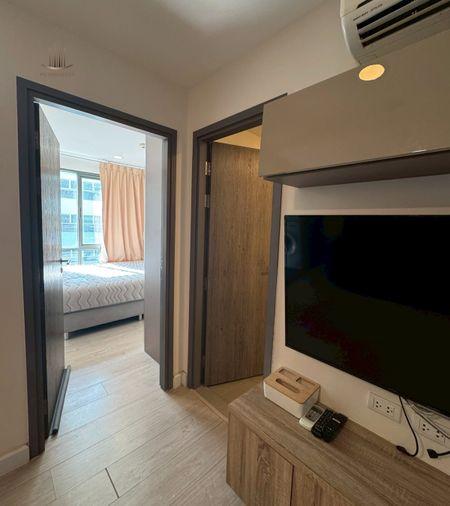 picture Urgent Sale ð Metro Luxe Rose Gold Phahol - Sutthisan ð Selling with tenant. Convenient location, near MRT Sutthisan. - 7/11