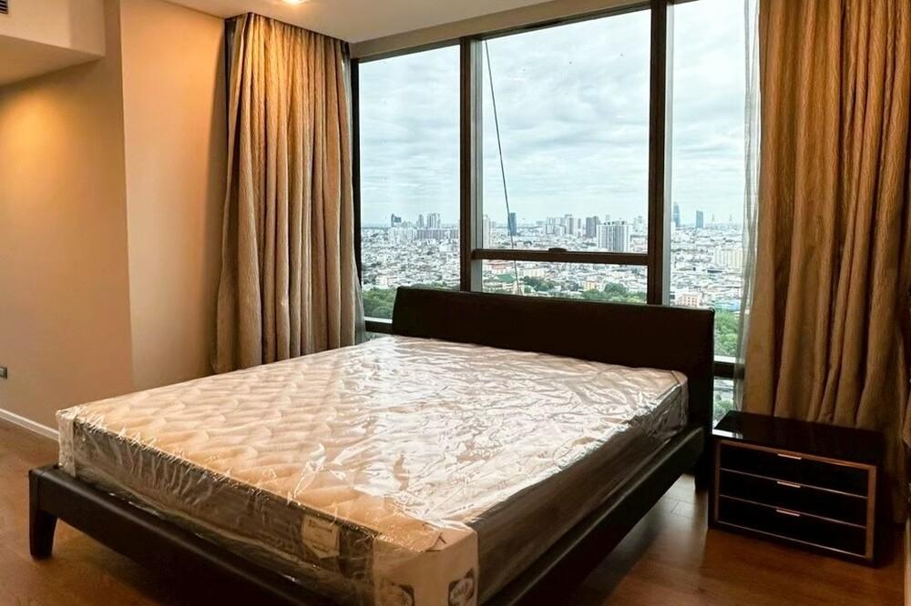 รูป 🔥 เช่าด่วน !! The Bangkok Sathorn, 2 ห้องนอน,2 ห้องน้ำ, วิวเมือง, ชั้นสูง 26++, ห้องขนาดใหญ่ !! 🔥 Code C20221201547 แต่งครบ, พร้อมเข้าอยู่ 📣📣 - รูปที่ 10/16