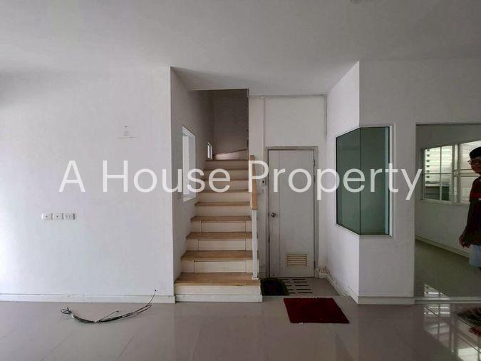 picture Two-story townhome for sale in Sena Viva Sriracha-Assumption housing estate, Chonburi. - 4/15