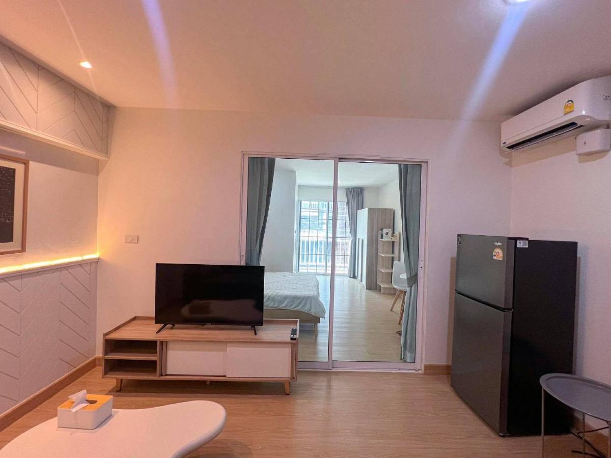 picture 🌆 Condo for Rent in Ratchada–Huai Khwang Area | Near 🚇 MRT Huai Khwang ✨ - 4/10
