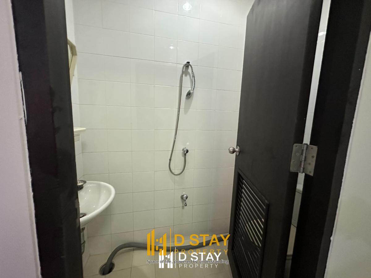 รูป ให้เช่า The Cadogan Private Residence พื้นที่กว้าง ราคาดีมาก ใจกลางเมือง เดินทางสะดวก DS2415 | Line @dstay - รูปที่ 8/13