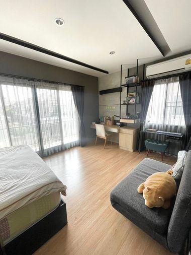 รูป 🏠 ให้เช่าบ้าน : The Plam Pattanakarn (เดอะ ปาล์ม พัฒนาการ)   รหัสทรัพย์ | 📌LNP-H890 - รูปที่ 3/6