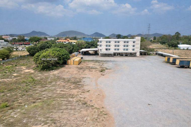 picture Land with office building for rent in a prime location, ideal for logistics businesses. - 4/20