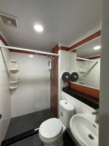 รูป AS2154 ให้เช่าคอนโด รีเจ้นท์โฮม 7/2 บางนา พร้อมเครื่องใช้ไฟฟ้าเฟอร์นิเจอร์ครบ - รูปที่ 13/14