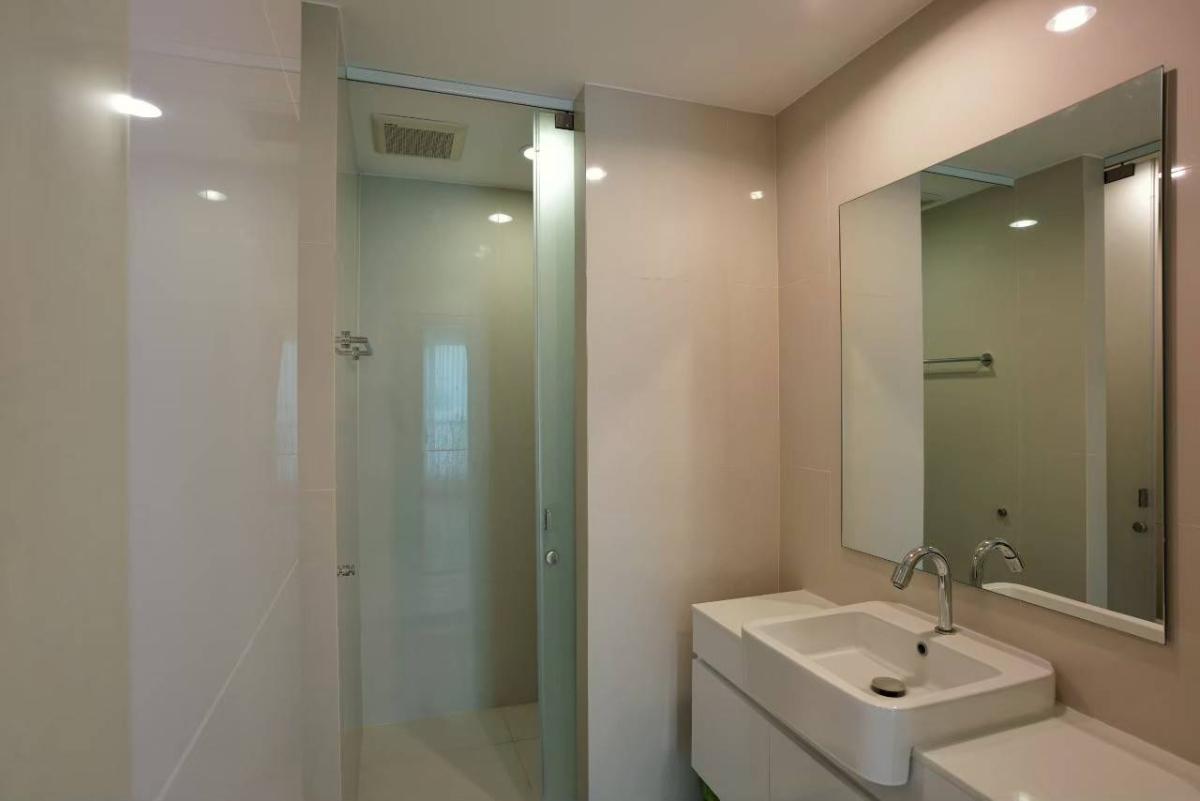 รูป 💖💖ขายห้องสวย ราคาพิเศษ The Hotel Serviced Condo/ 2 ห้องนอน ขนาด 56.42 ตรม ราคาเพียง 3.39 ล้านบาท/ สนใจสอบถามได้นะคะ Line ID : atfirm2010 💖💖 - รูปที่ 15/16