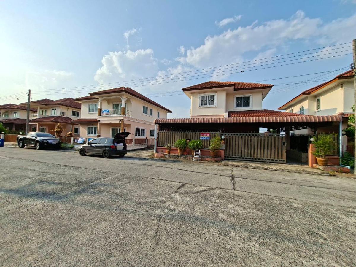 รูป บ้านเดี่ยว 2 ชั้น โครงการ บ้านภิภาพร โครงการ 3 ถ.เลียบคลองหก คลองหก คลองหลวง จ.ปทุมธานี 12120 (ราคา 3,500,000 บาท ) - รูปที่ 28/32