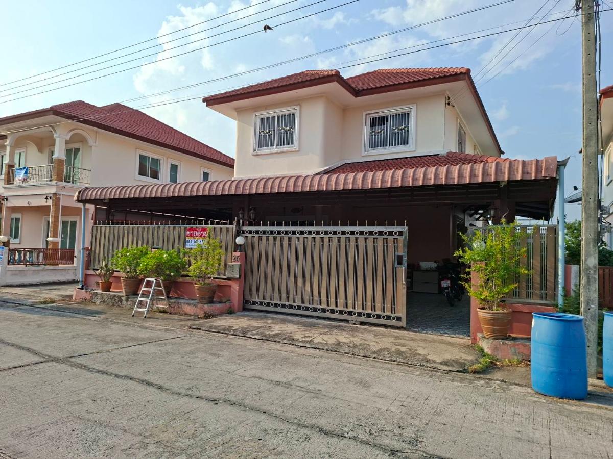 รูป บ้านเดี่ยว 2 ชั้น โครงการ บ้านภิภาพร โครงการ 3 ถ.เลียบคลองหก คลองหก คลองหลวง จ.ปทุมธานี 12120 (ราคา 3,500,000 บาท ) - รูปที่ 24/32