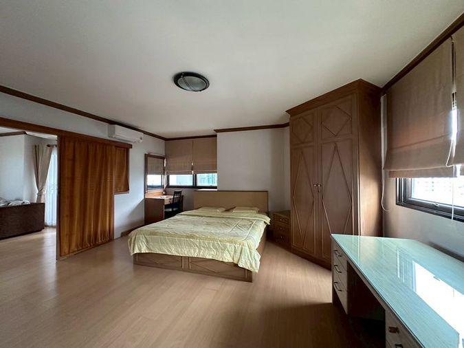 picture Condo for sale in Sriracha, Eastern Tower. Great view, prime location in the city center. - 5/9
