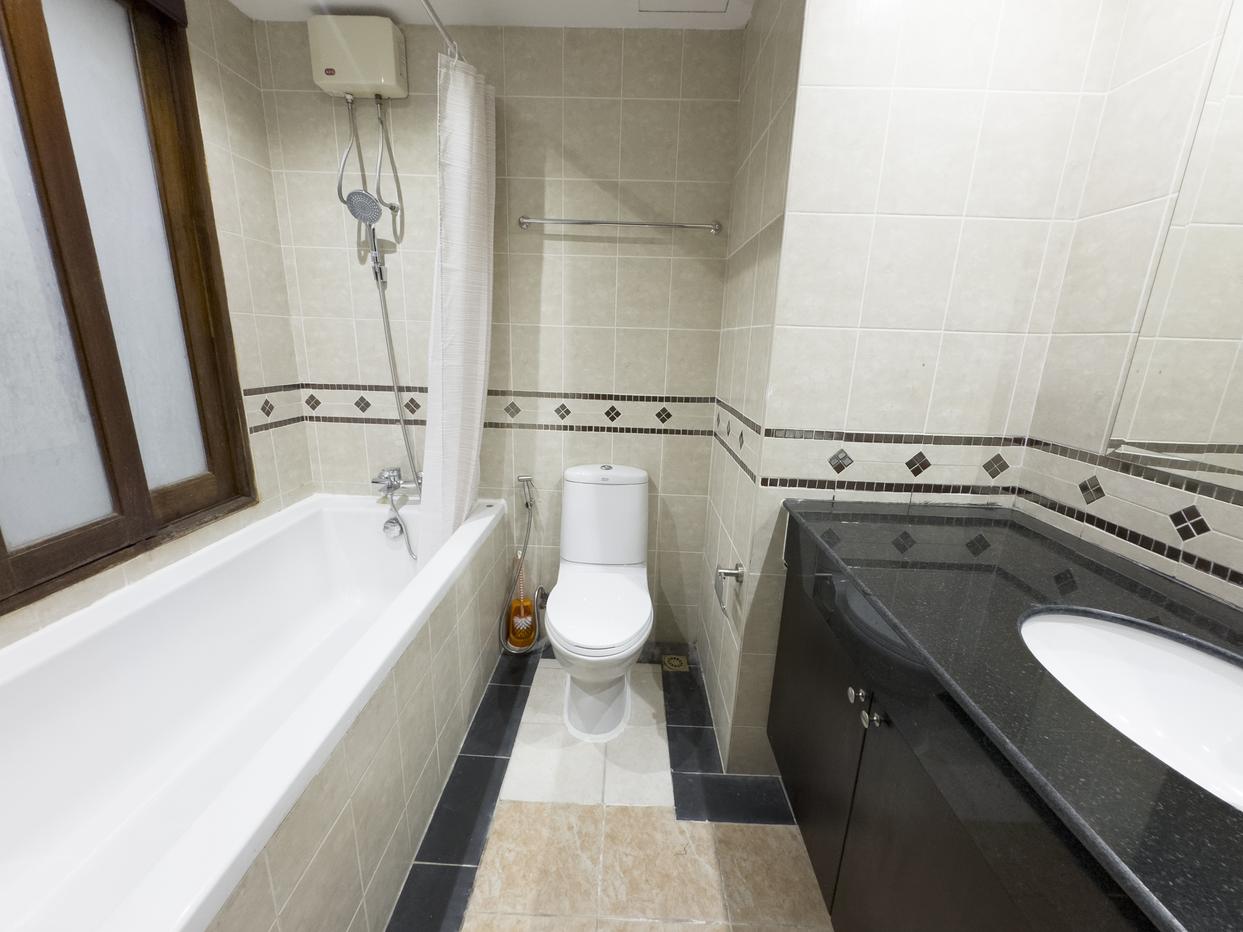 รูป 2 Bed Condo for Sale at Royal Hill Resort in Thappraya Pattaya - รูปที่ 16/17