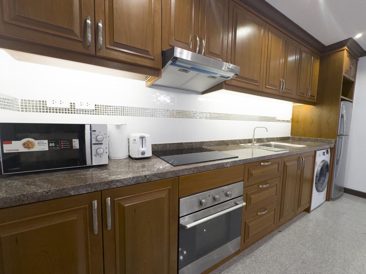 picture 2 Bed Condo for Sale at Royal Hill Resort in Thappraya Pattaya - 8/23