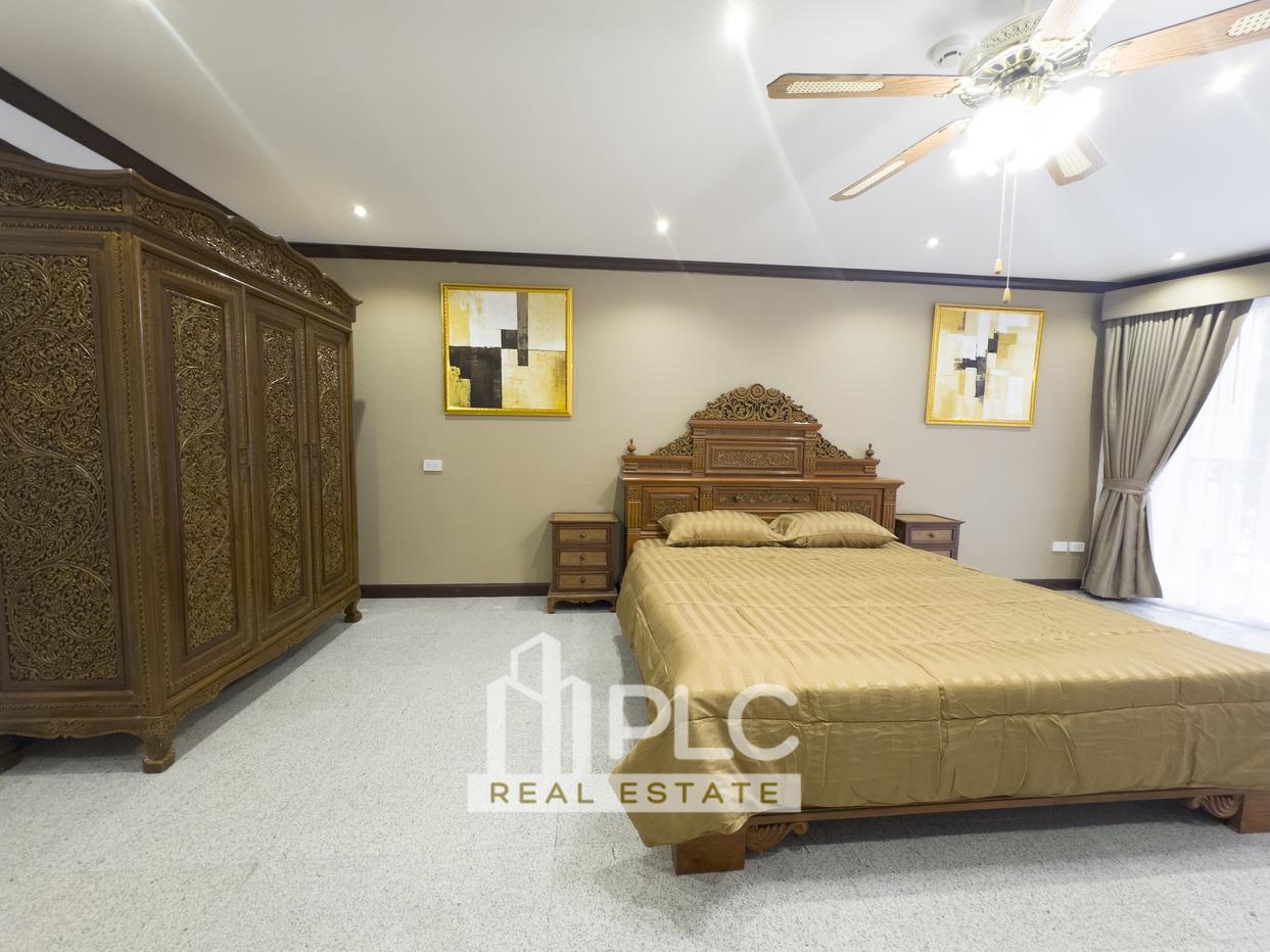 รูป 2 Bed Condo for Rent at Royal Hill Resort in Thappraya Pattaya - รูปที่ 10/23